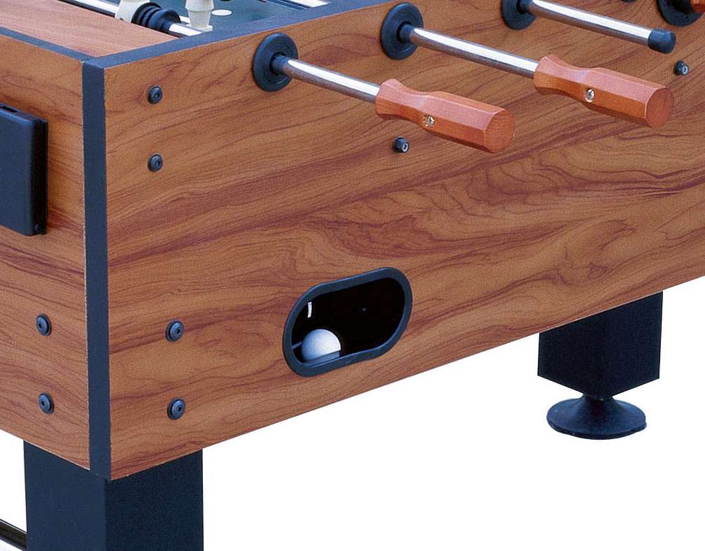 Easy access ball return.