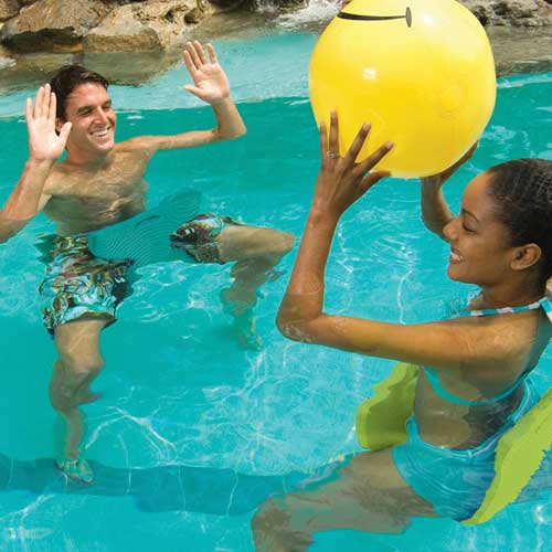 Saddle design holds swimmers upright in water.