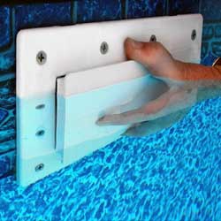 Swimming Pool Skimmer Plug